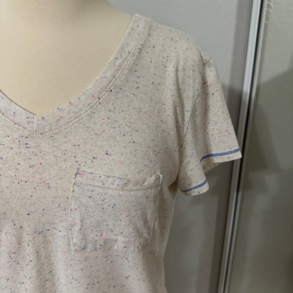 2 T-Shirt Bundle with Rainbow Speckles - Picture 8 of 14